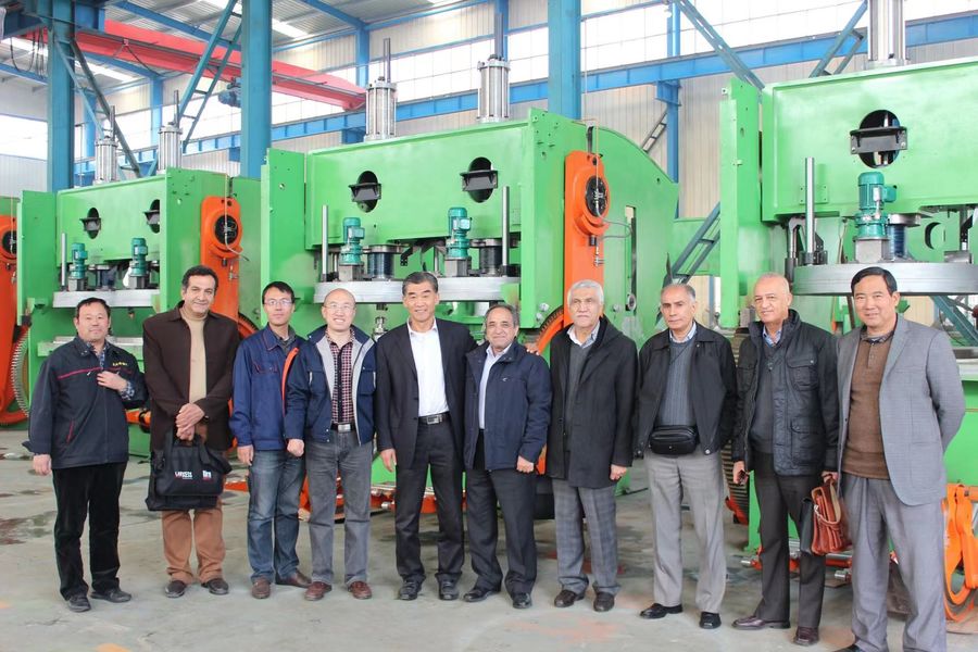 China QINGDAO SHENGHUALONG RUBBER MACHINERY CO.,LTD Bedrijfsprofiel