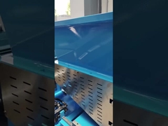 Pvc-Recyclingsproductielijn en korrels die machine maken